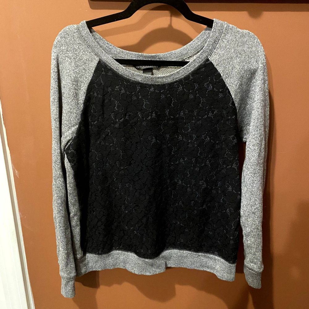 VGUC VICTORIA'S SECRET GRAY AND BLACK LACE FRONT CREWNECK SWEATSHIRT SIZE MEDIUM